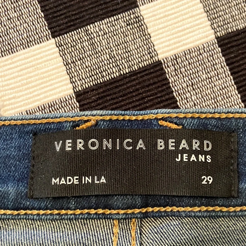 Veronica Beard Beverly skinny flare high rise jeans - Picture 4 of 12